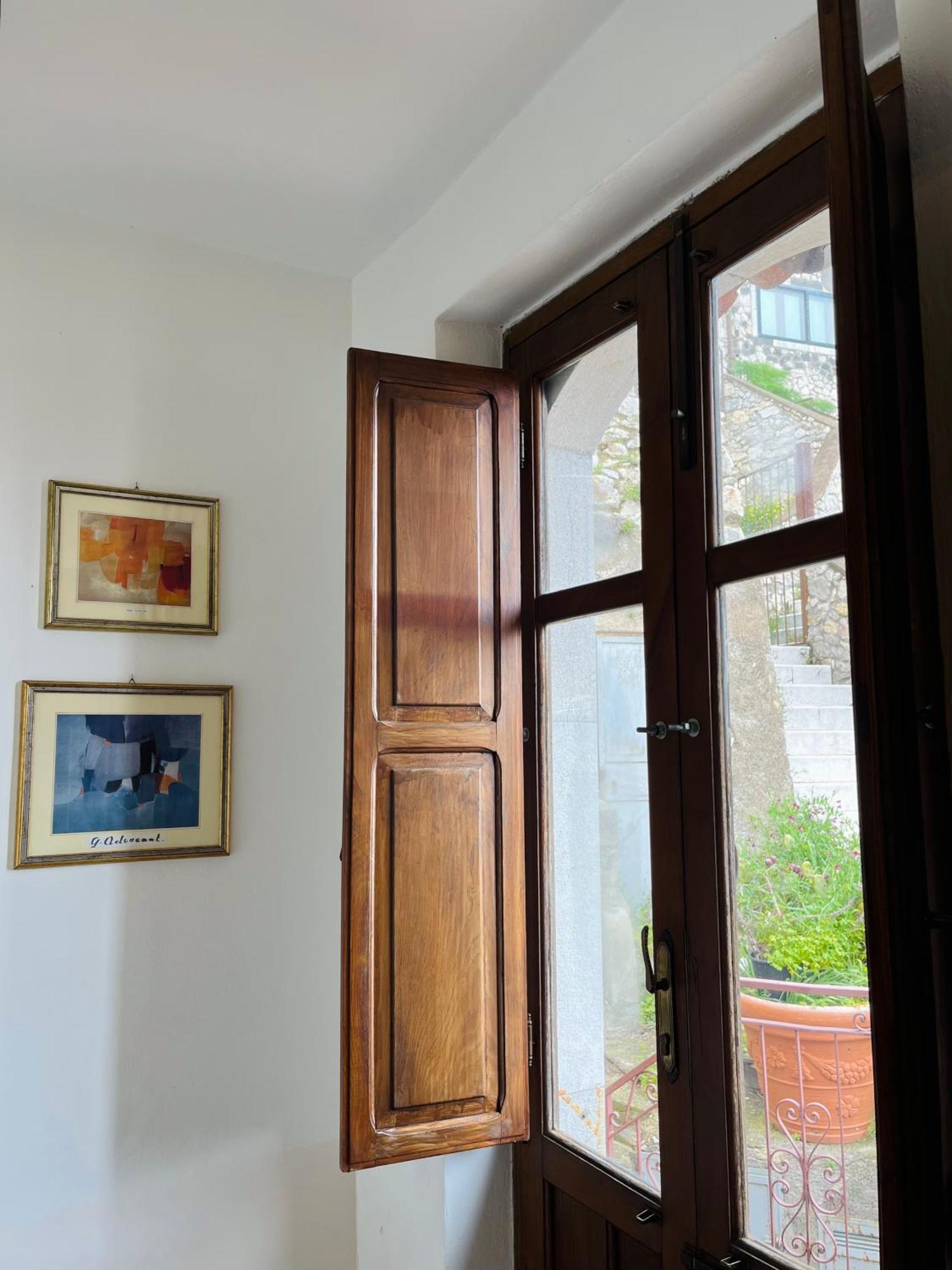 Tyche House Castelmolaアパートメント エクステリア 写真